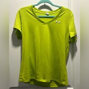Under Armour Women's HeatGear V-Neck T-Shirt – Large – Loose Fit